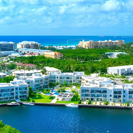 Cayman Luxury Rentals At One Canal Point George Town Extérieur photo
