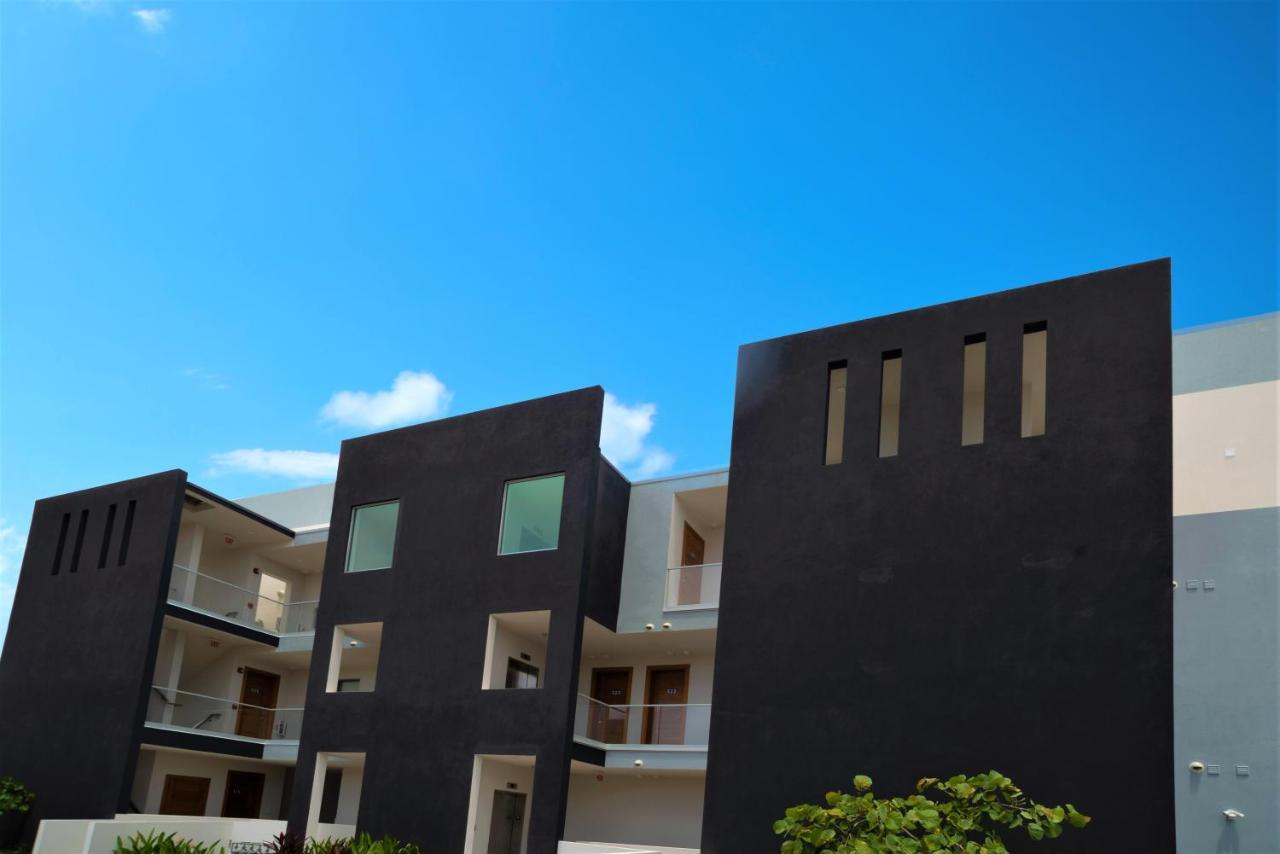 Cayman Luxury Rentals At One Canal Point George Town Extérieur photo