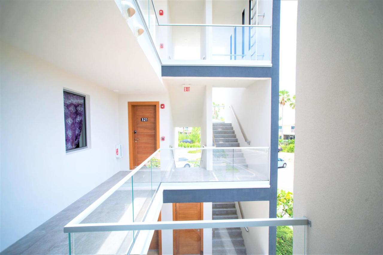 Cayman Luxury Rentals At One Canal Point George Town Extérieur photo