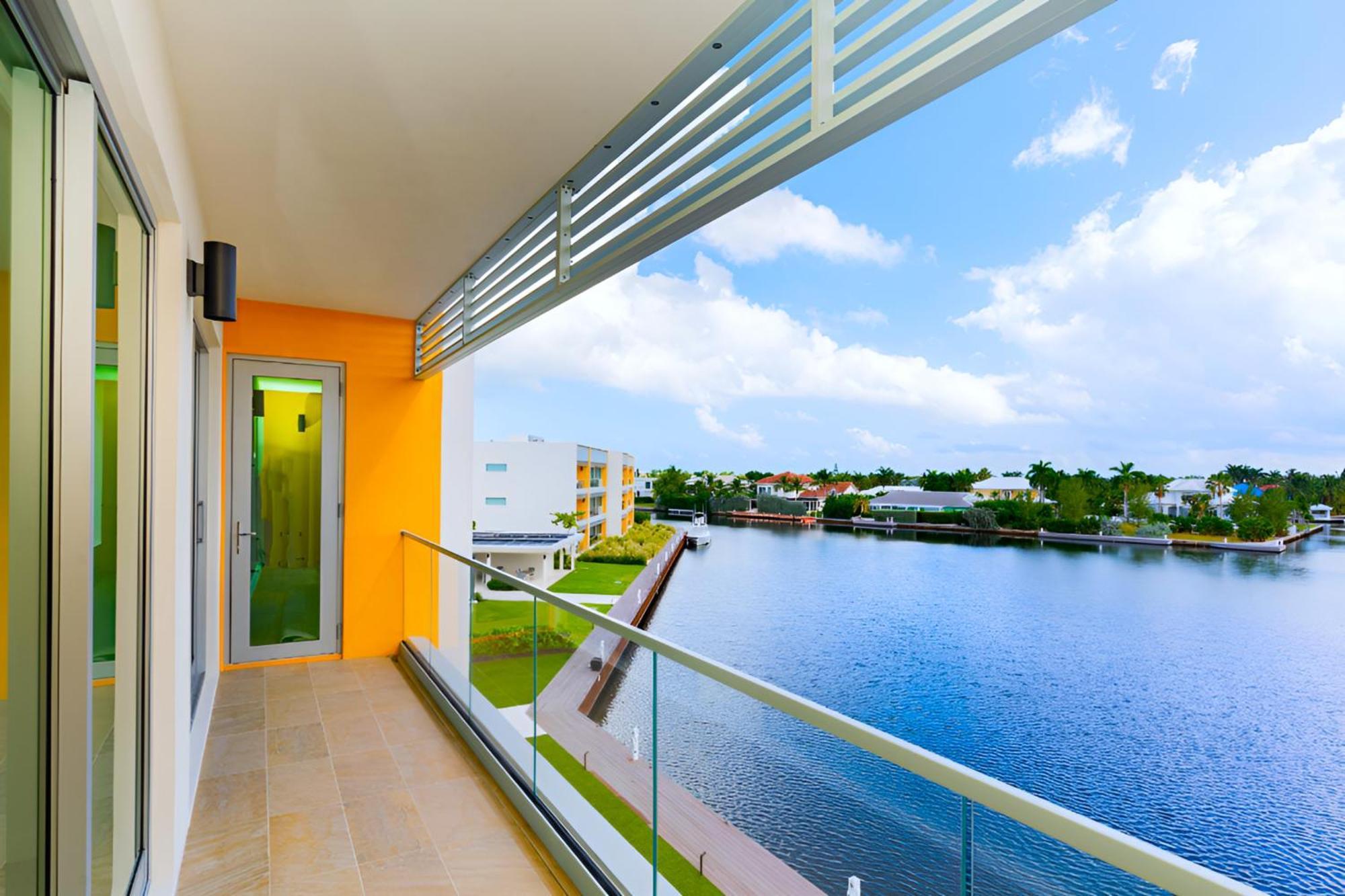 Cayman Luxury Rentals At One Canal Point George Town Extérieur photo